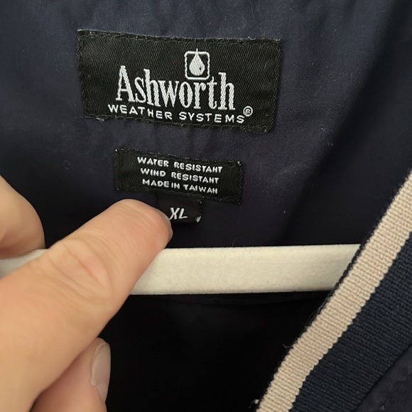 Ashworth, golf rain pullover - Picture 2 of 4